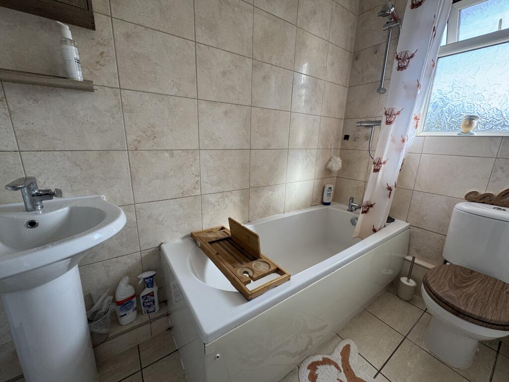 Morland Road, B43 photo 3