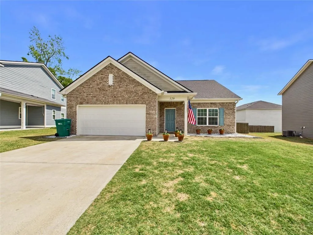 Additional image 2 of 129 Wood Hill Drive, Smiths Station, AL 36877