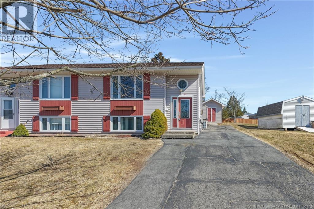 16 Dalila Court