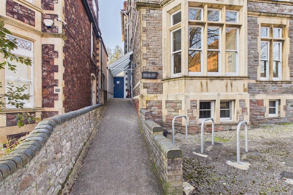 Additional image 43 of 8 bed detached house for saleBelgrave Road, Bristol BS8
