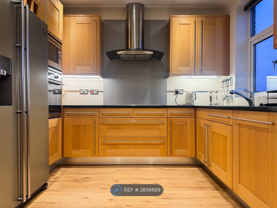 Additional image 4 of 2 bed flat to rentMossley Hill Drive, Liverpool L17