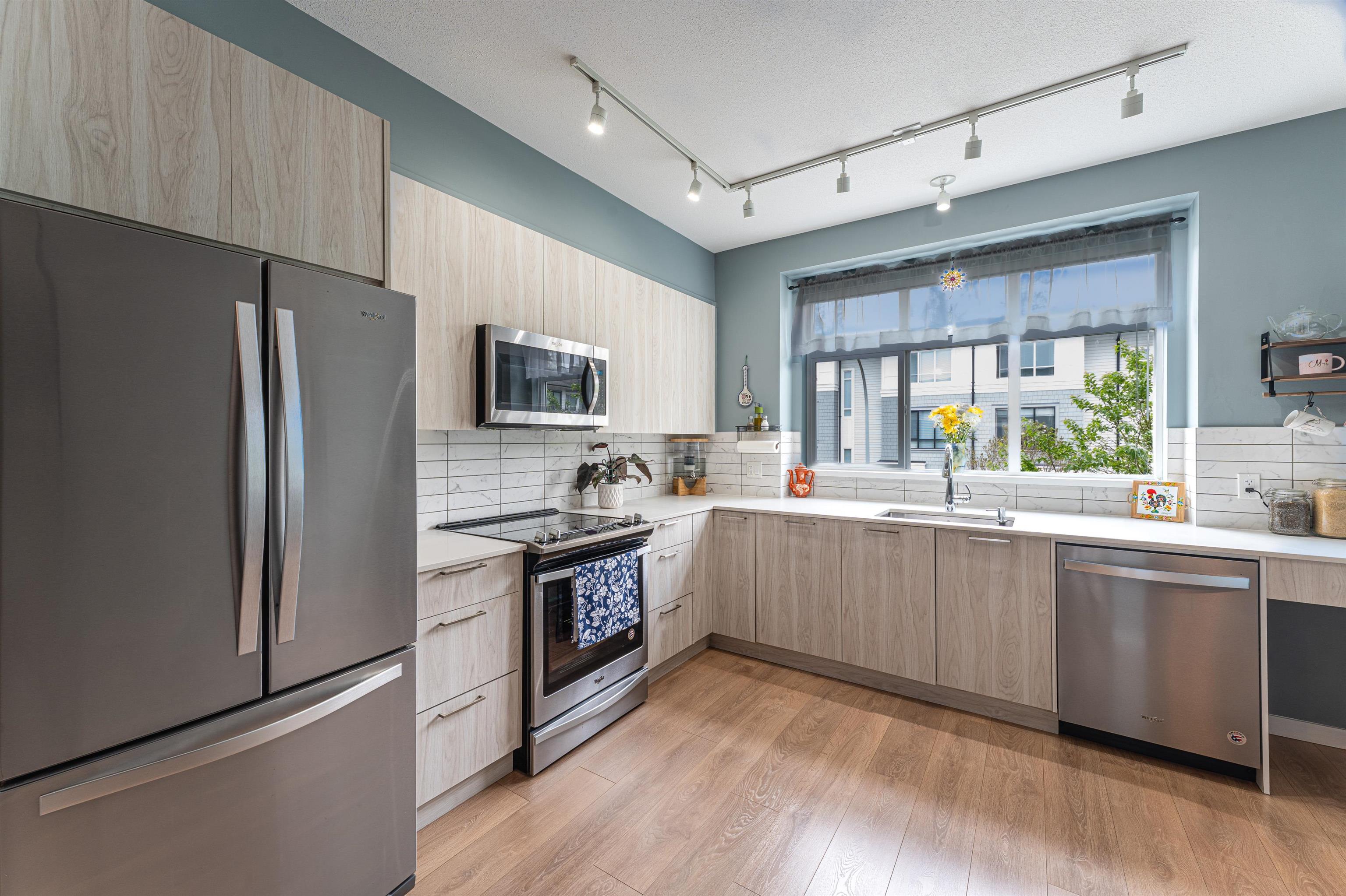 Additional image 4 of 2103-18530 Laurensen Place, Surrey, BC, V4N 6R8