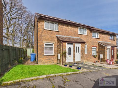 Kincardine Place, Brancumhall, East Kilbride G74