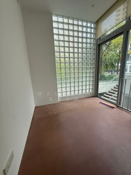 6 Draycott Park photo 3