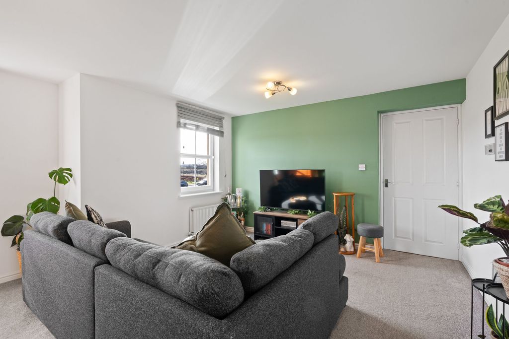 Additional image 7 of 2 bed flat for saleRussell Road, Bathgate EH48