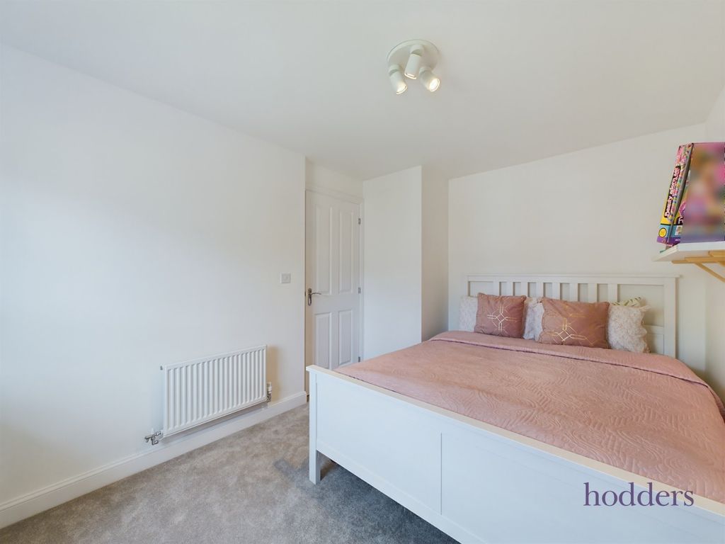Additional image 13 of 5 bed detached house to rentBlackbess Lane, Chertsey, Surrey KT16