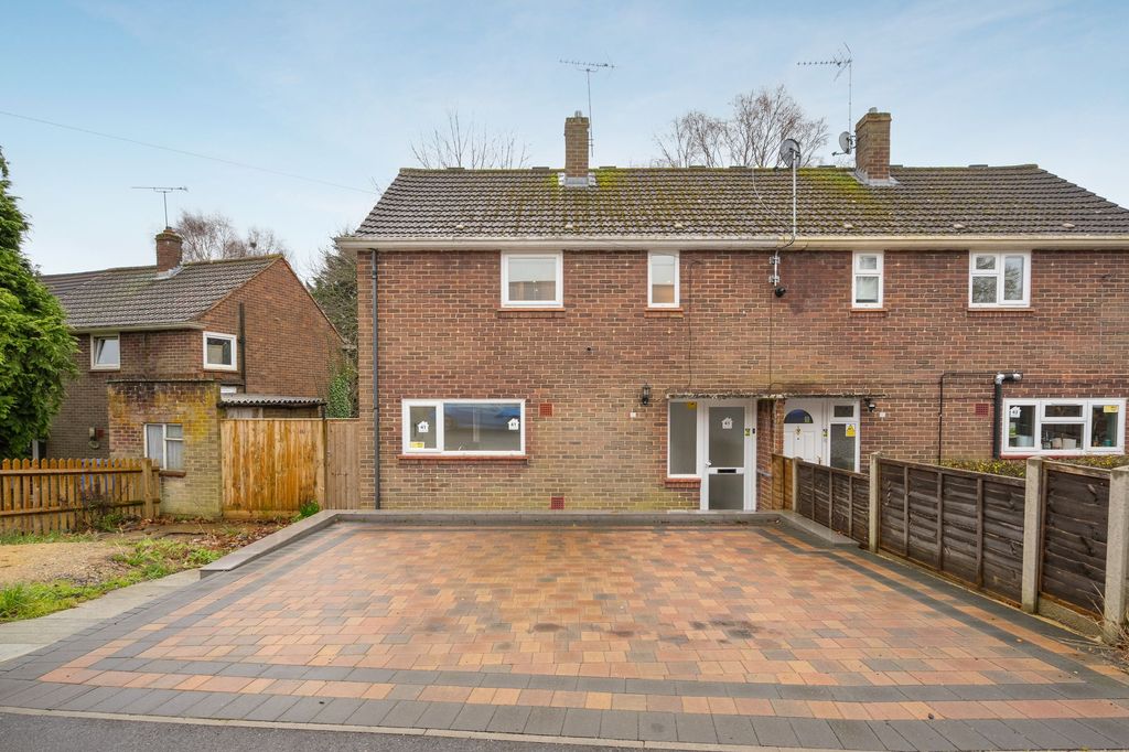 2 bed semi-detached house to rentBracken Bank, Ascot SL5