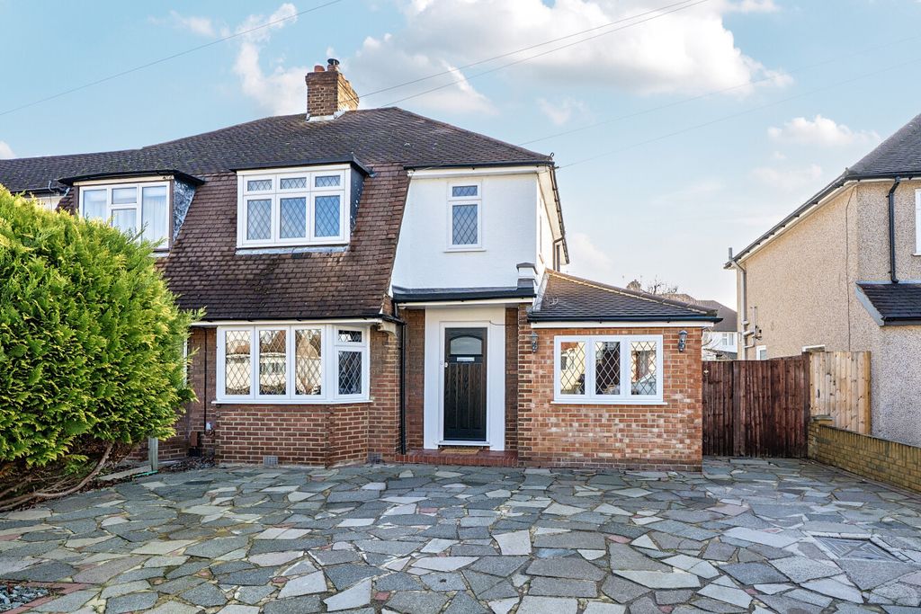 Additional image 18 of 4 bed semi-detached house for saleBourne Vale, Hayes, Bromley BR2