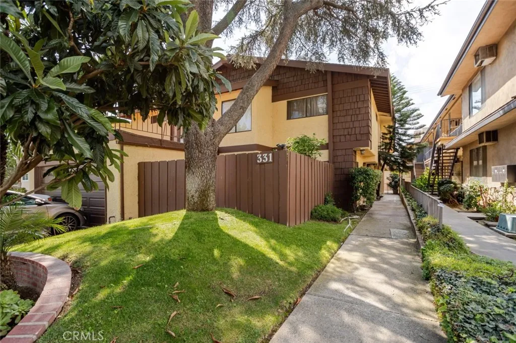 331 N Isabel Street Unit 4, Glendale, CA 91206 photo 3