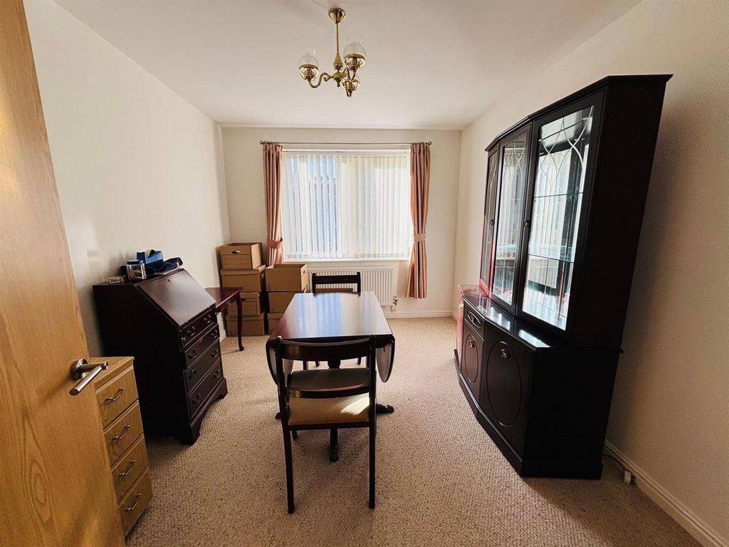 Additional image 8 of 2 bed flat for saleSandmoor Garth, Bradford BD10