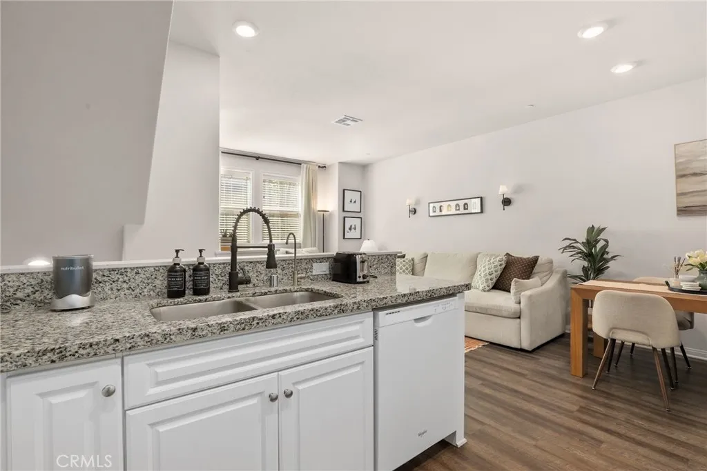 Additional image 41 of 14104 W Birch Lane, Van Nuys, CA 91405