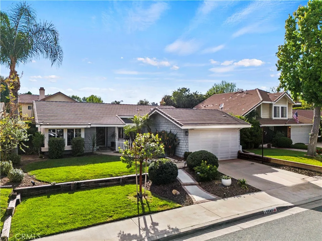 Additional image 73 of 25547 Via Impreso, Valencia, CA 91355