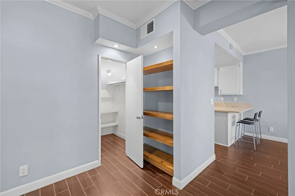 Additional image 60 of 10831 Roycroft St Unit 9, Sun Valley, CA 91352