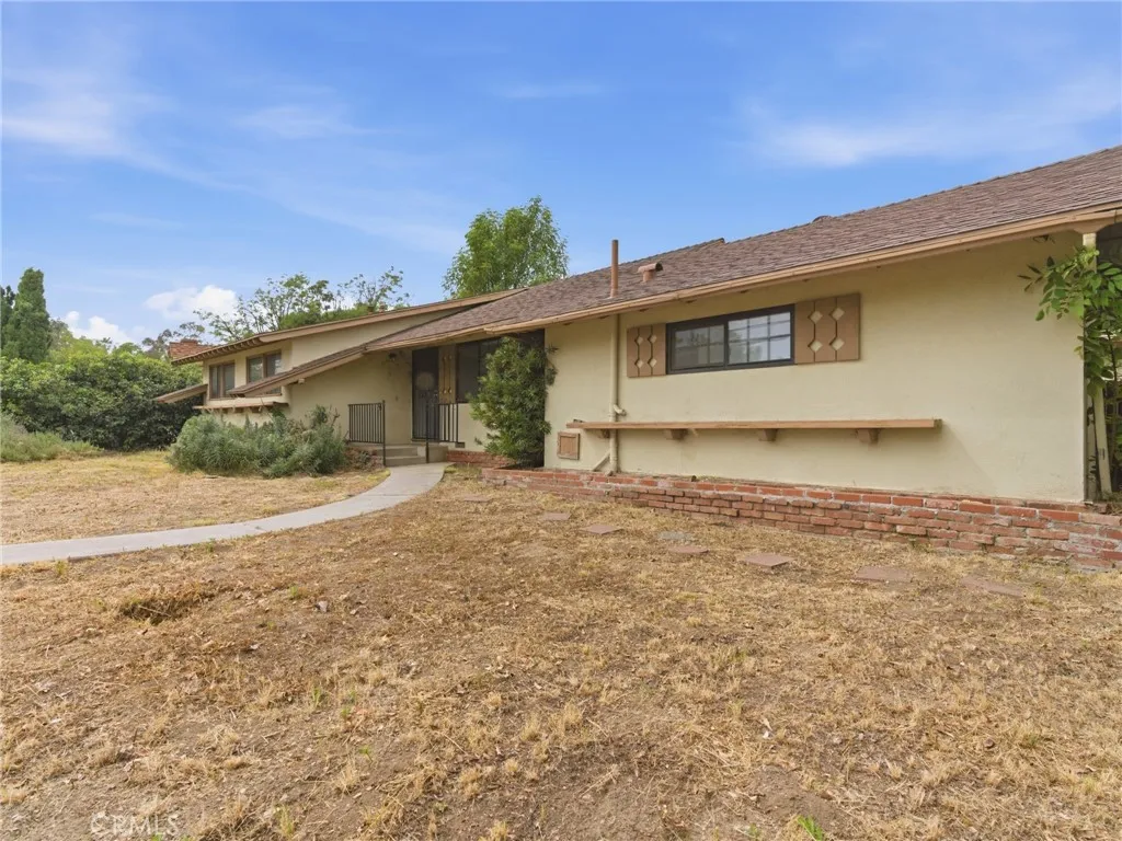 Additional image 4 of 10127 Foothill Boulevard, Sylmar, CA 91342