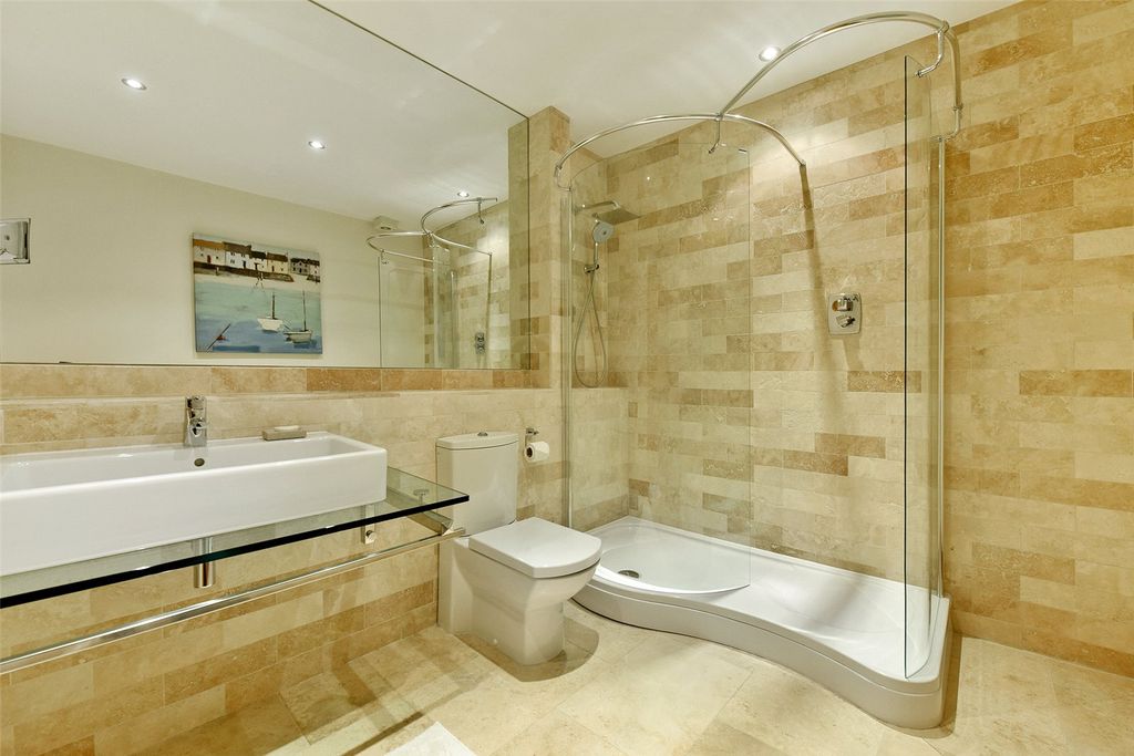 Additional image 15 of 4 bed detached house to rentRotherfield Road, Henley-On-Thames, Oxfordshire RG9