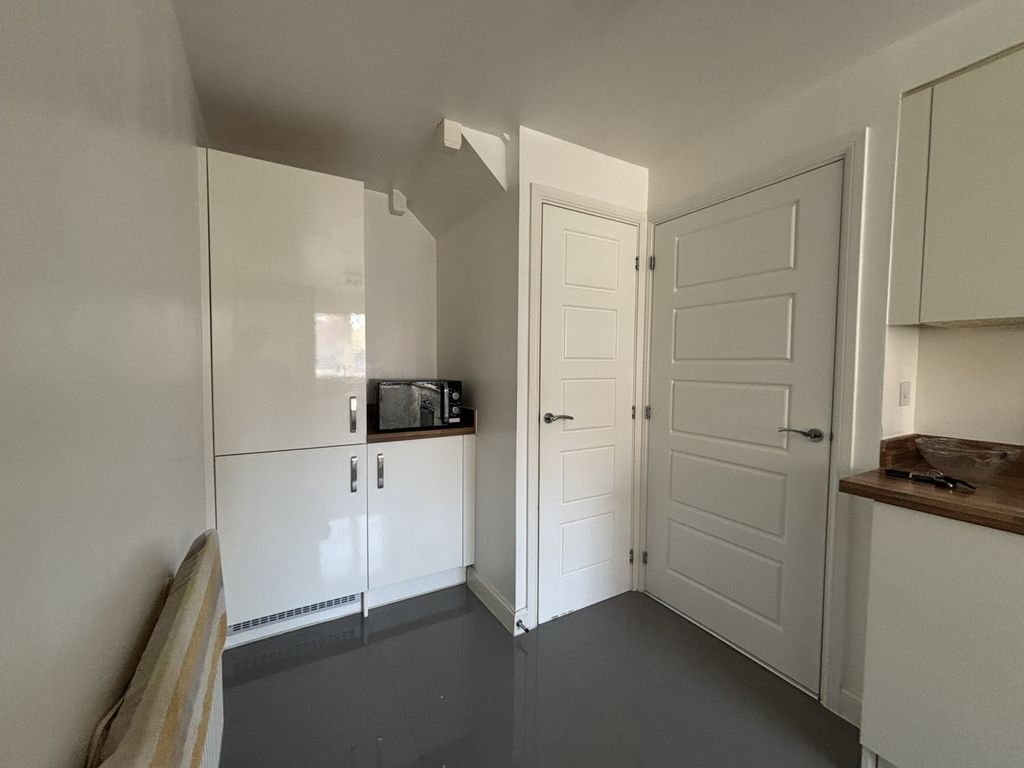 Additional image 3 of 3 bed terraced house to rentBurden Drive Bishopdown, Bishopdown, Salisbury, Wiltshire SP1