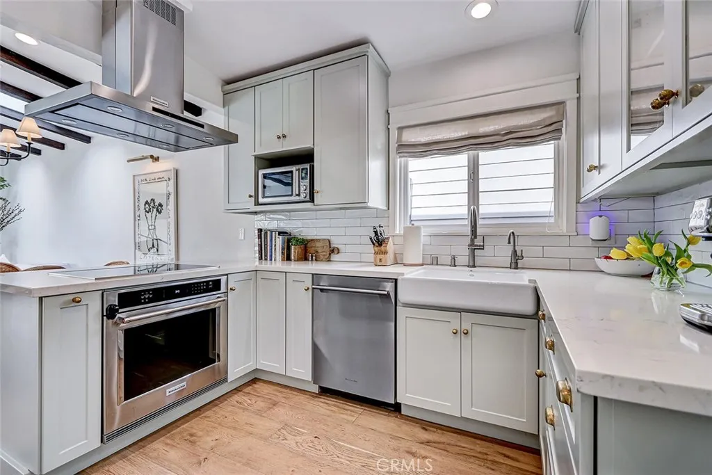 Additional image 15 of 3211 N Valley Dr, Manhattan Beach, CA 90266