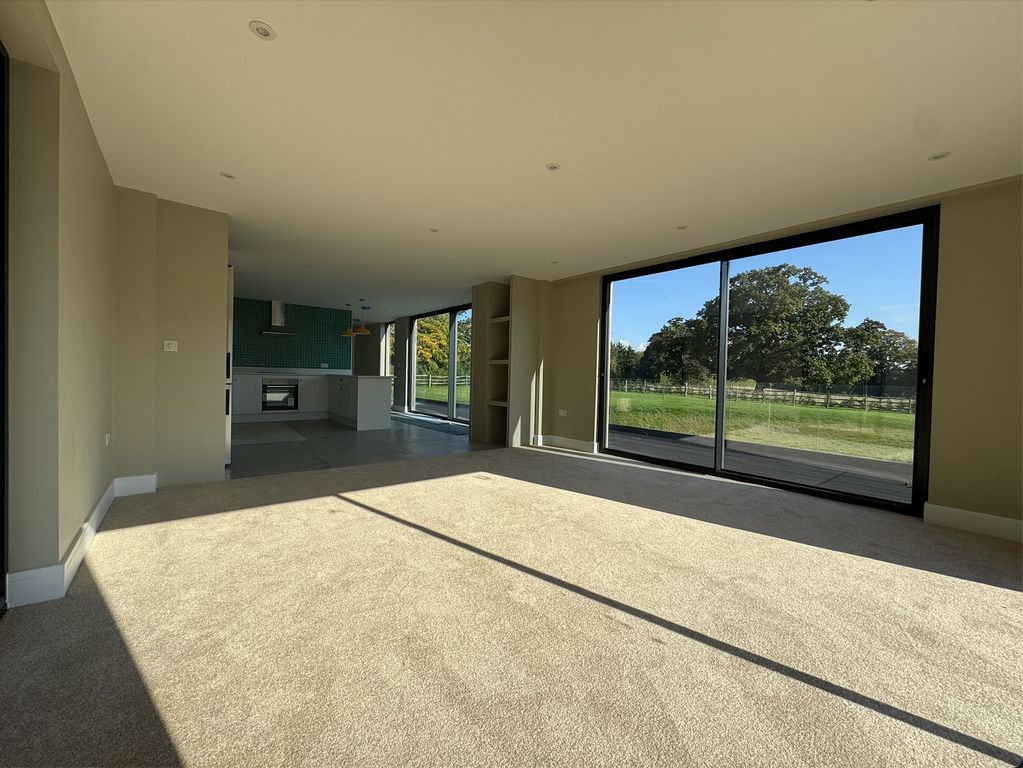 Additional image 13 of 4 bed property to rentPark Mews, Park Lane, Godden Green TN15