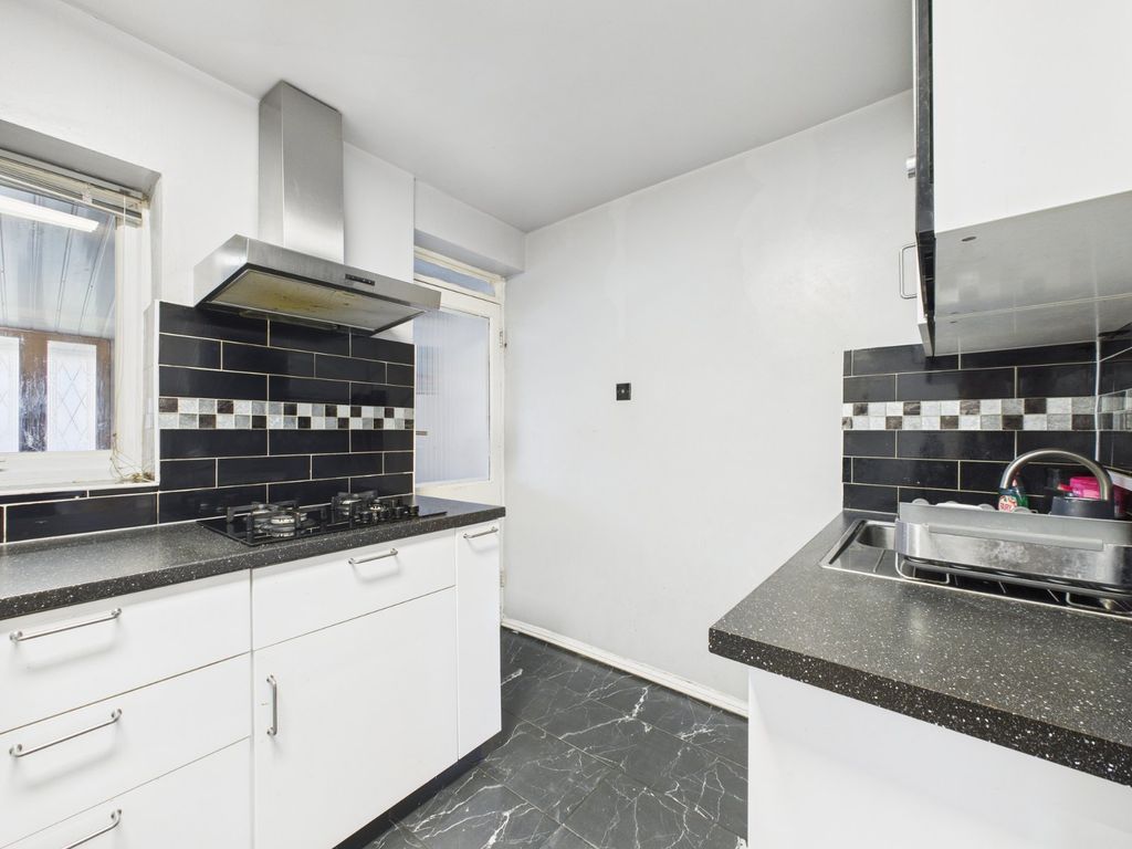 Additional image 6 of 3 bed terraced house for saleBeaumont Road, Slough, Berkshire SL2