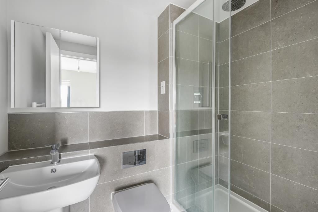 Additional image 7 of 2 bed flat to rentNewbury, Berkshire RG14