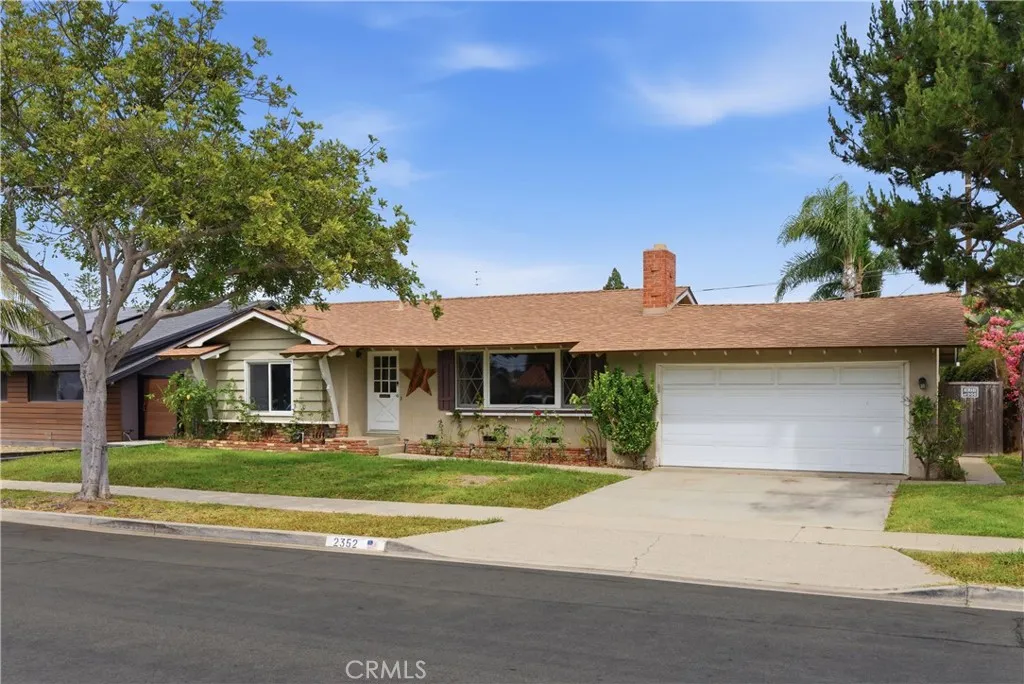 Additional image 2 of 2352 Fordham Dr, Costa Mesa, CA 92626