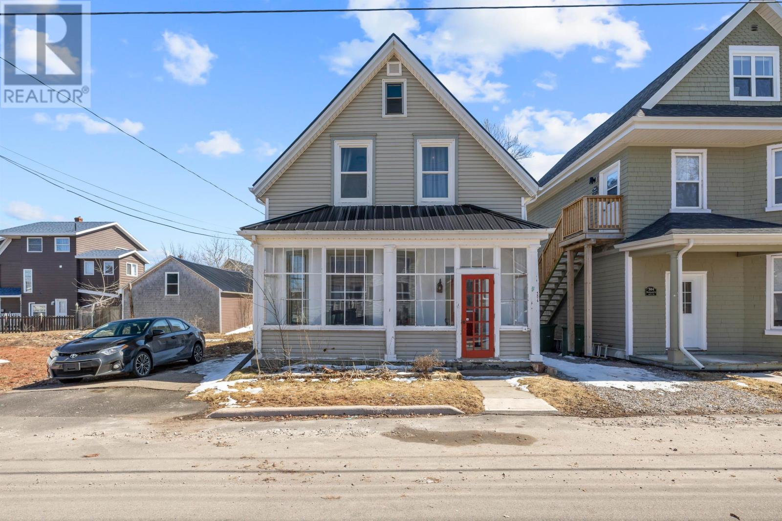 306 Richmond Street