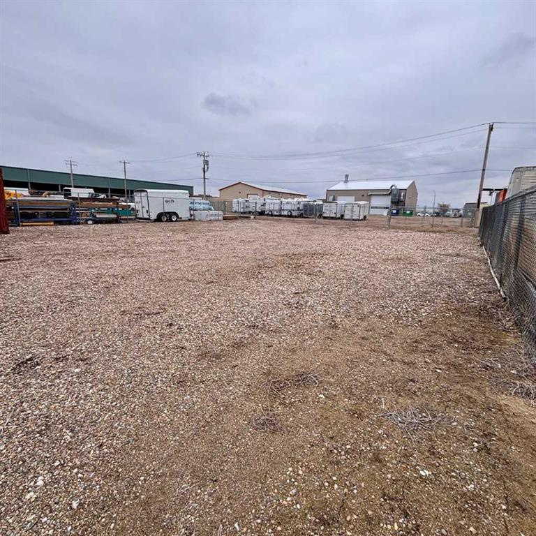 Additional image 6 of 2-1451 Brier Estates Crescent NW, Medicine Hat, AB, T1C 0B6