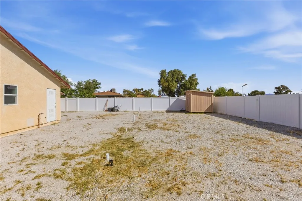 Additional image 49 of 12419 Pawnee Rd, Apple Valley, CA 92308