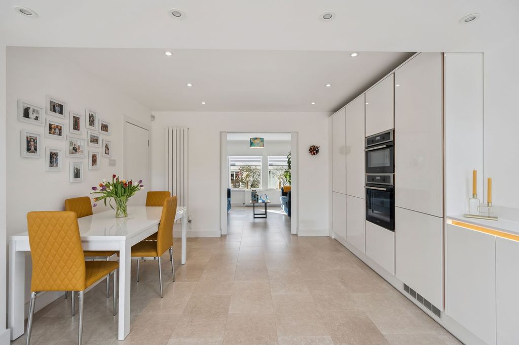 Additional image 7 of 4 bed detached house for saleBorestone Place, Stirling FK7