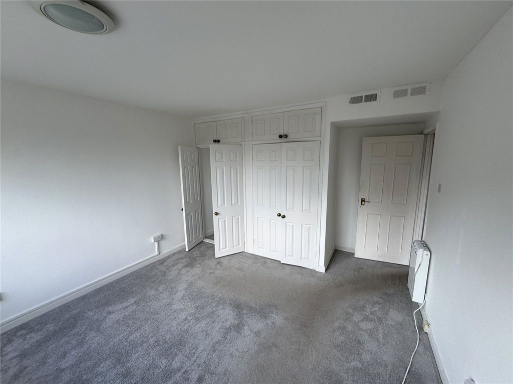 Additional image 7 of 2 bed flat to rentTrull Road, Taunton, Somerset TA1
