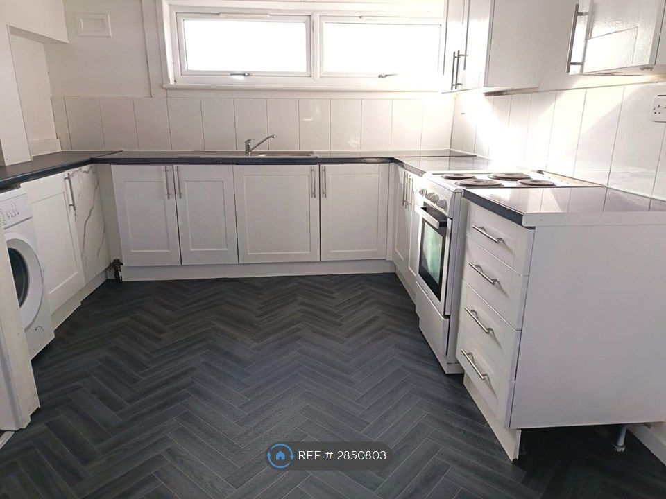 Additional image 3 of 2 bed terraced house to rentBerryhill Road, Glasgow G67