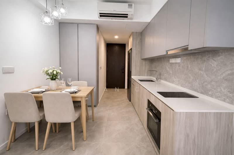 21 Ang Mo Kio Rise photo 2