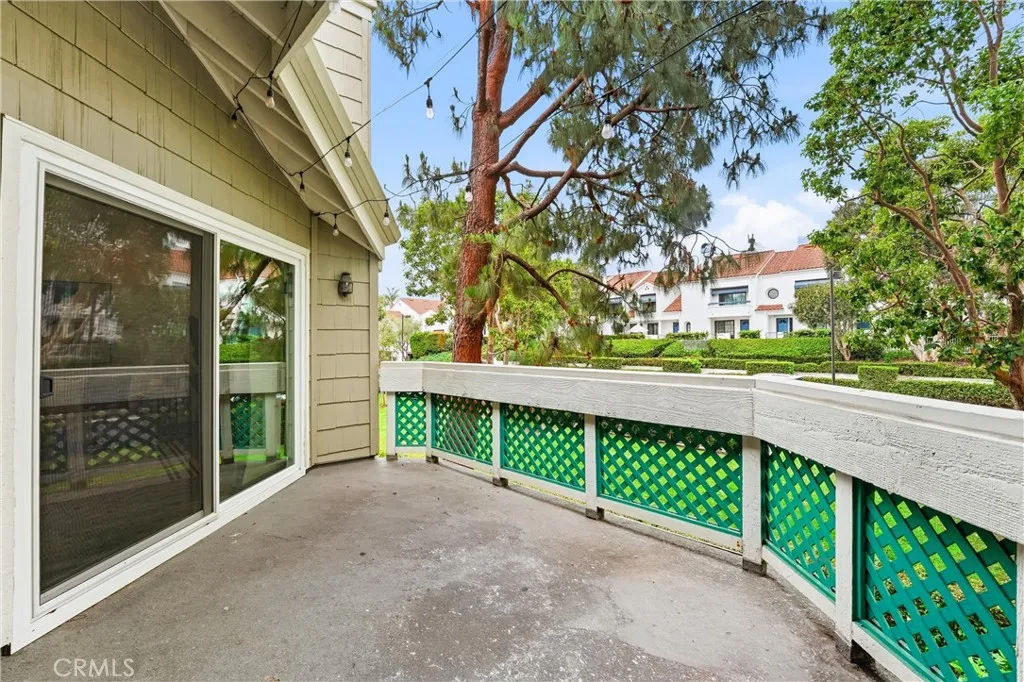 Additional image 80 of 19401 Sunray Lane Unit 204, Huntington Beach, CA 92648