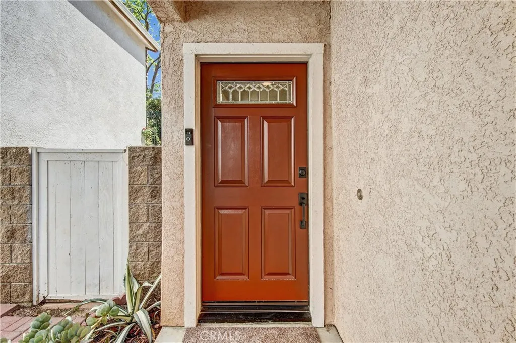 566 Hooper Ave, Simi Valley, CA 93065 photo 3