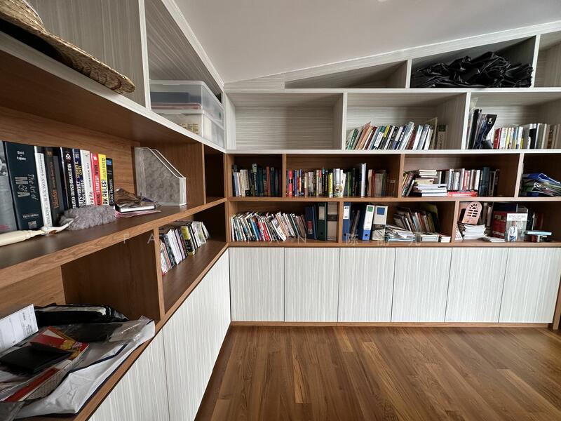 Additional image 6 of Modern Semi-Detached with Lift & Pool in Prime Kovan
