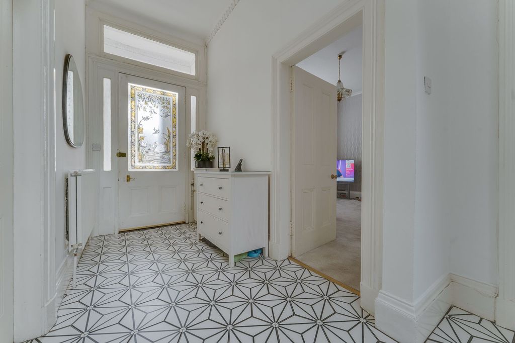 Additional image 38 of 5 bed semi-detached house for saleWest Bridgend, Dumbarton G82