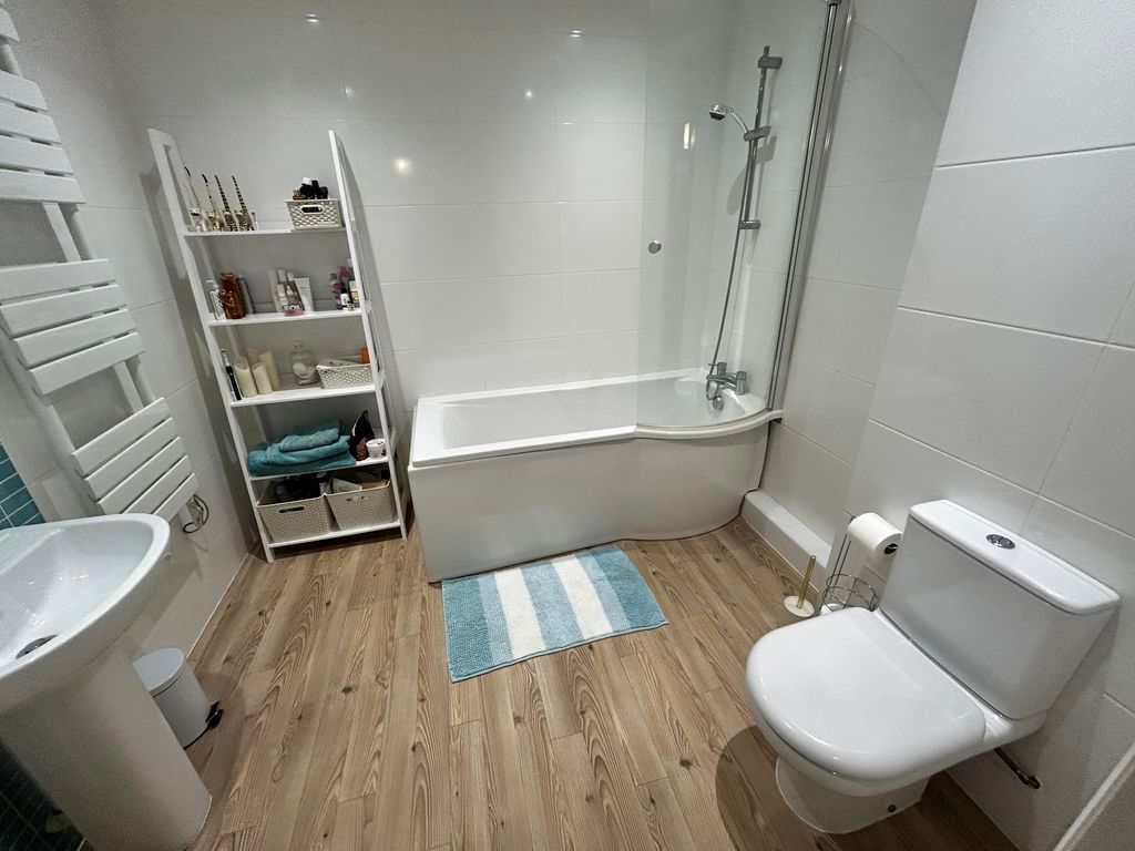 Additional image 13 of 2 bed flat for saleBryn Y Bia Road, Craigside LL30