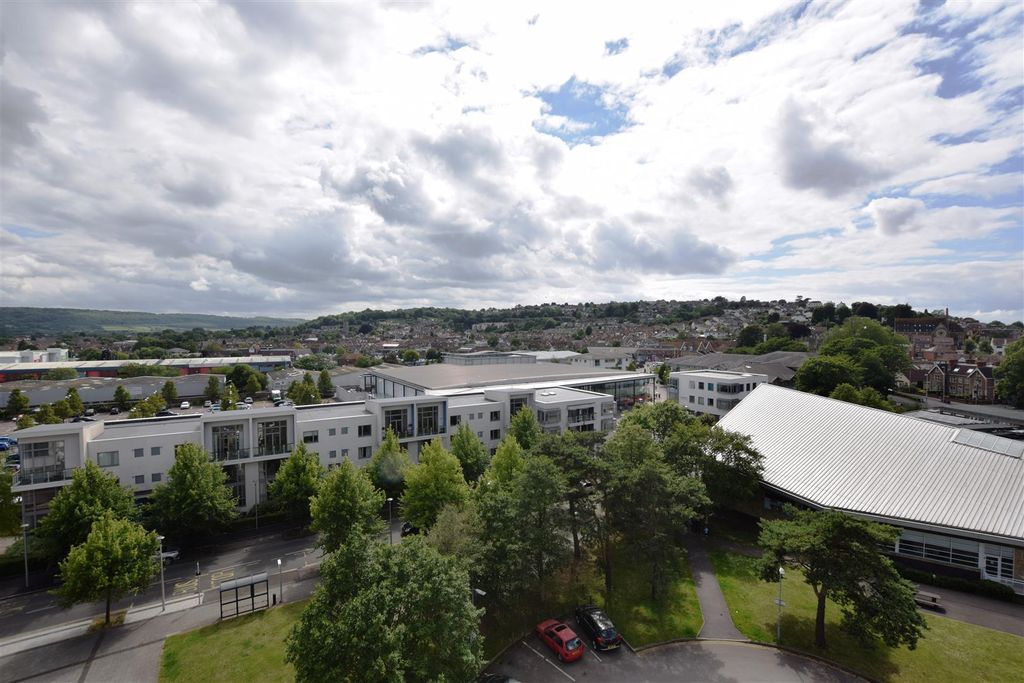 Additional image 13 of 2 bed flat for saleThe Mirage, Portishead BS20