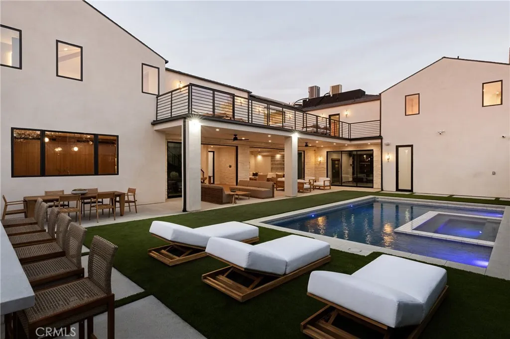 Additional image 6 of 15202 Hesby Street, Sherman Oaks, CA 91403