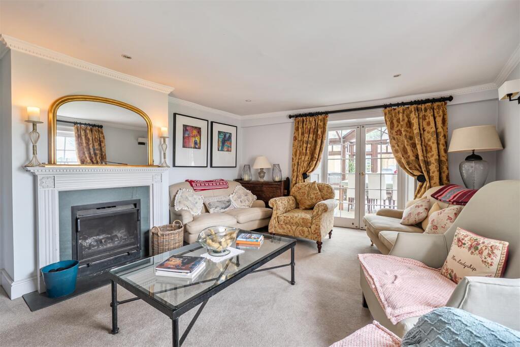 Maxcroft Lane, Hilperton Marsh, Trowbridge photo 2