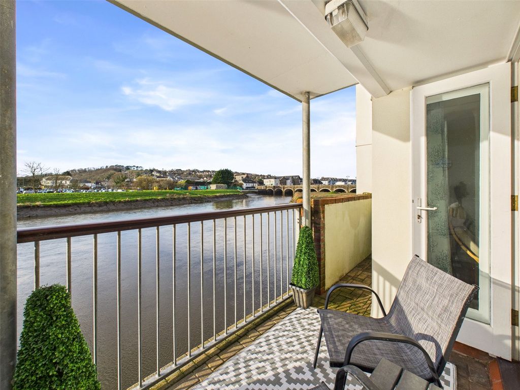 Additional image 16 of 2 bed flat for saleEgloshayle Road, Wadebridge, Cornwall PL27