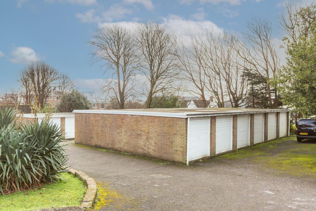 Additional image 19 of 2 bed flat for saleLansdowne, Groves Avenue, Langland, Swansea SA3