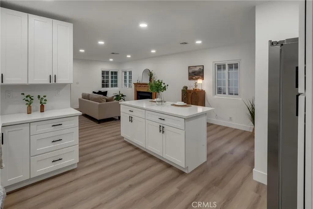 Additional image 16 of 1741 N Rose St, Burbank, CA 91505