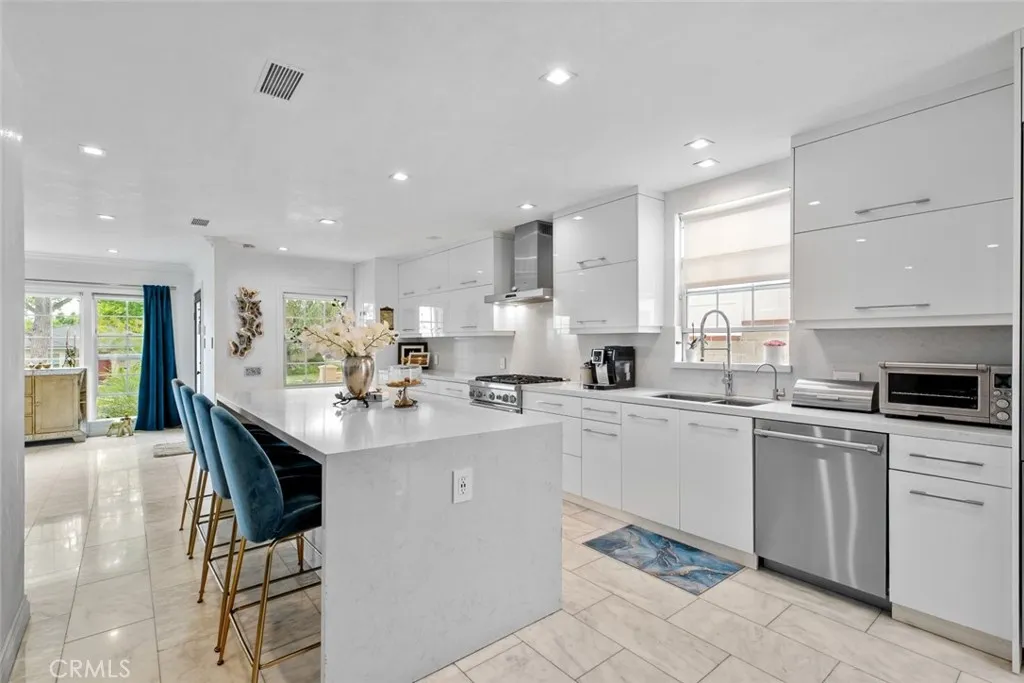 Additional image 9 of 2640 N Keystone Street, Burbank, CA 91504