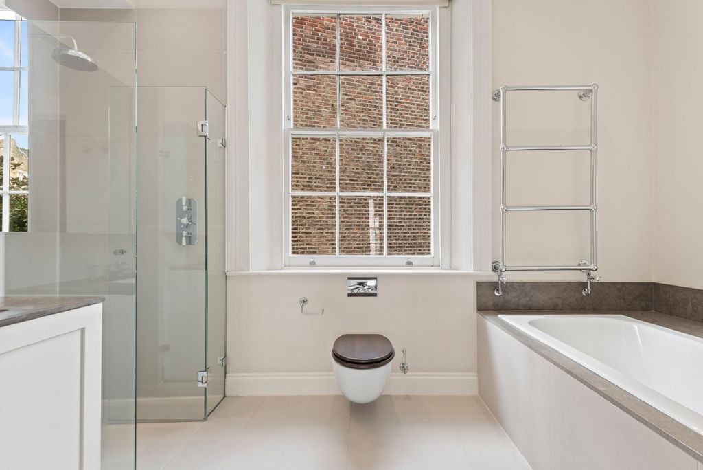 Additional image 16 of 4 bed end terrace house to rentChalcot Crescent, Primrose Hill NW1