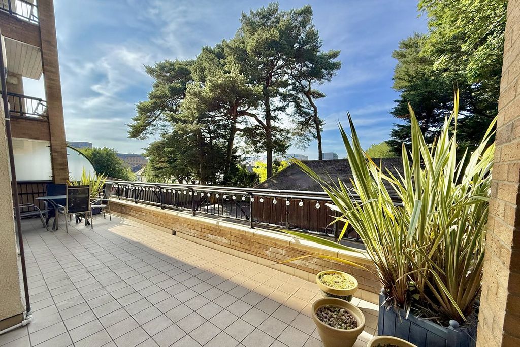 Additional image 16 of 2 bed flat for saleKnyveton Road, Bournemouth BH1