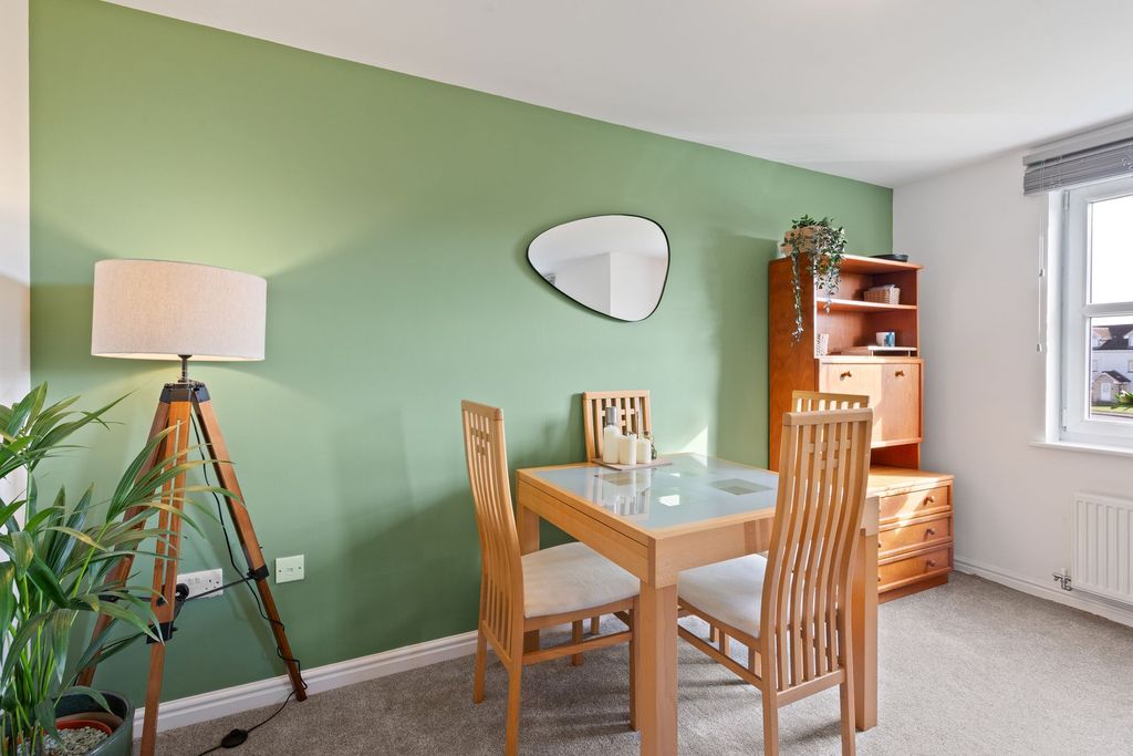 Additional image 12 of 2 bed flat for saleRussell Road, Bathgate EH48