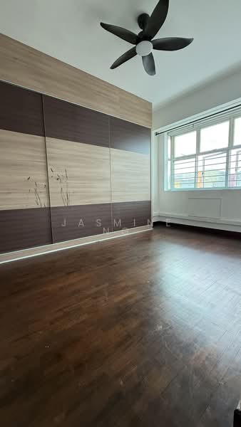 648 Punggol Central photo 3