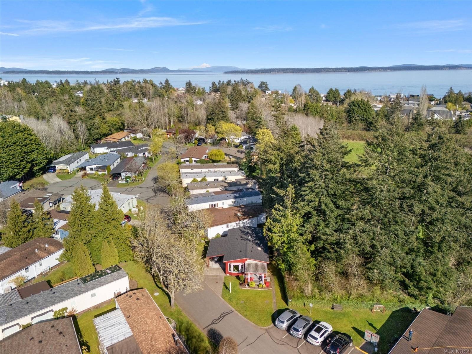 Additional image 4 of 2129 Summergate Boulevard, Sidney, BC, V8L 4K9