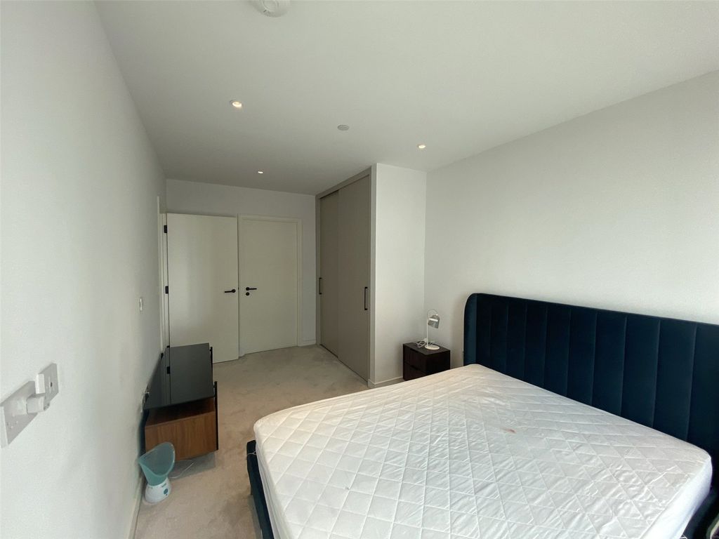 Additional image 5 of 1 bed property to rentIris House, Southall UB1